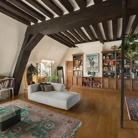 Place Des Vosges By Onefinestay Parigi